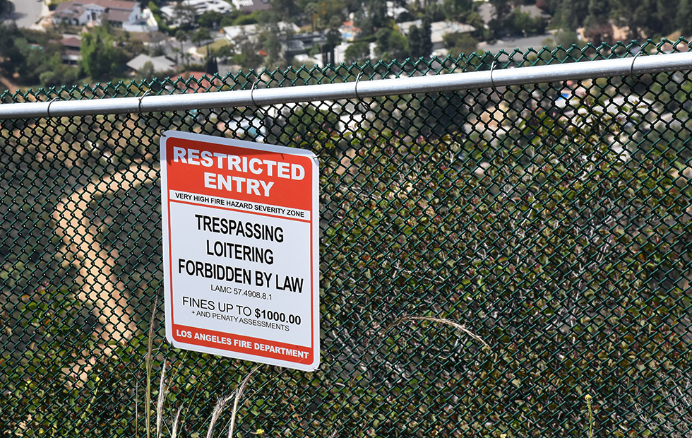 Trespassing sign